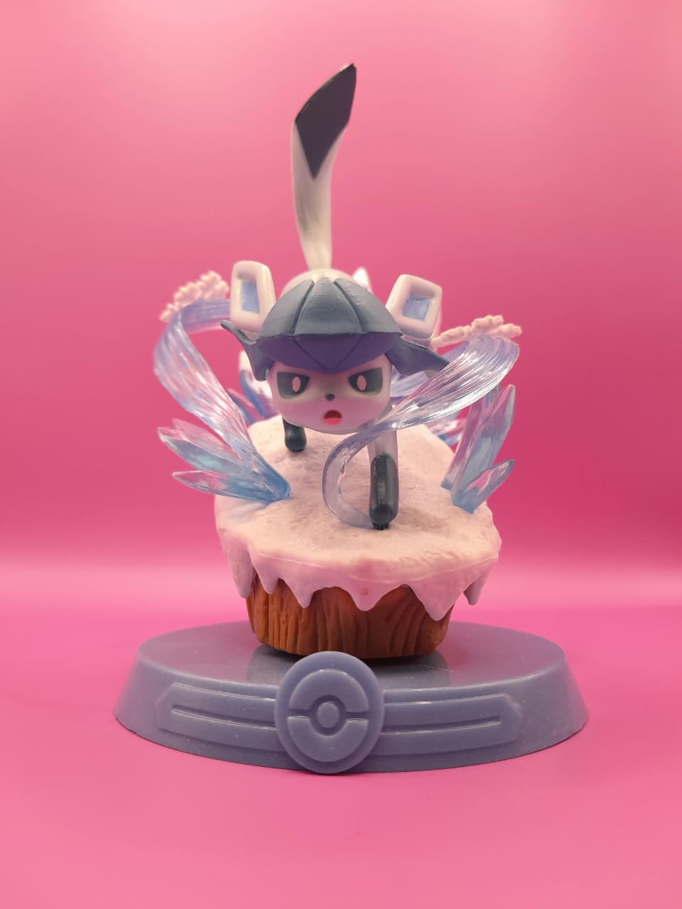 Glaceon Cupcake Figure